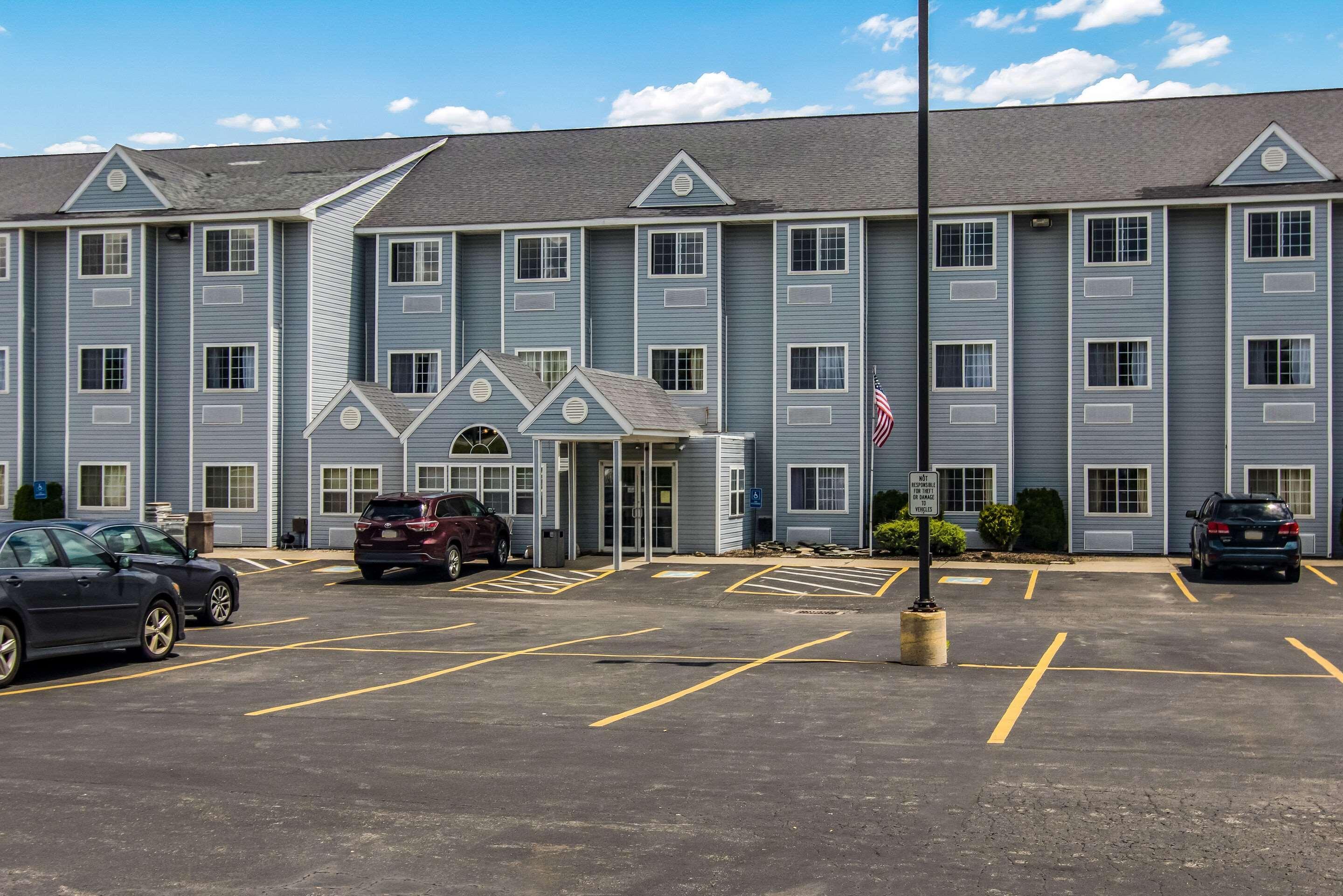 Monroe Heights Гроув Сити Екстериор снимка