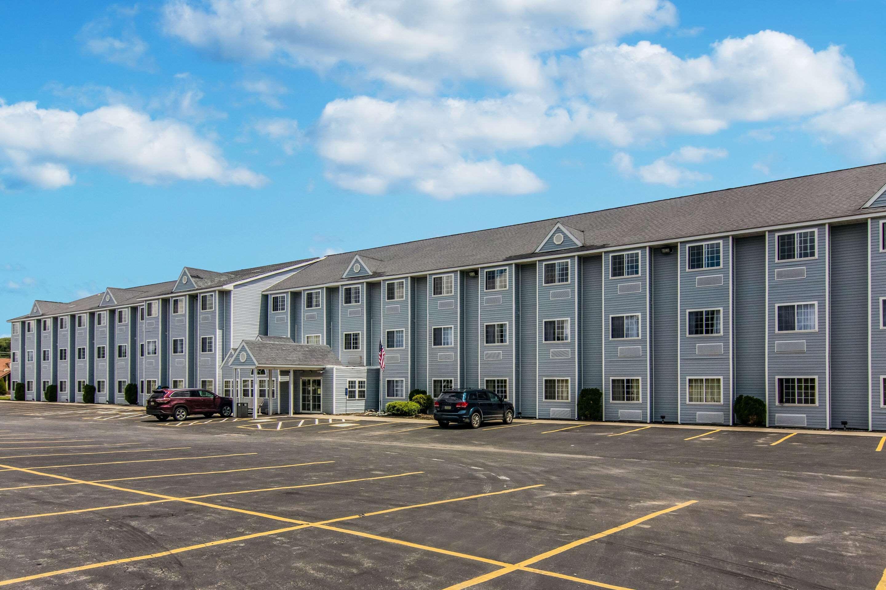 Monroe Heights Гроув Сити Екстериор снимка